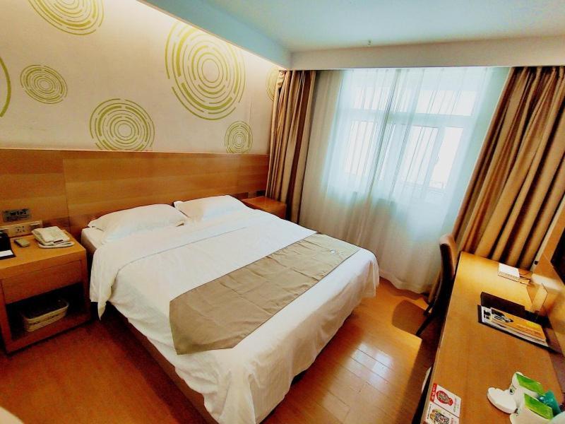 Greentree Inn Jiangxi Fuzhou Gandong Bridge Express Hotel Exterior photo